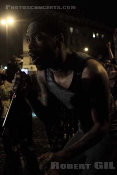 SKIP THE USE - 2011-06-21 - PARIS - Place Denfert-Rochereau - 
